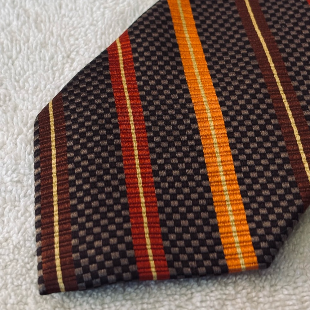 Brand New Stylish Tie By TRUE FORUM